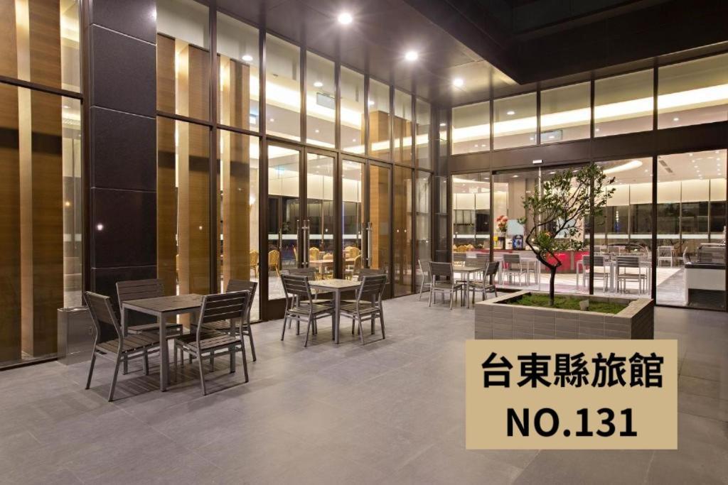 Kaishen Starlight Hotel T'ai-tung Exterior foto