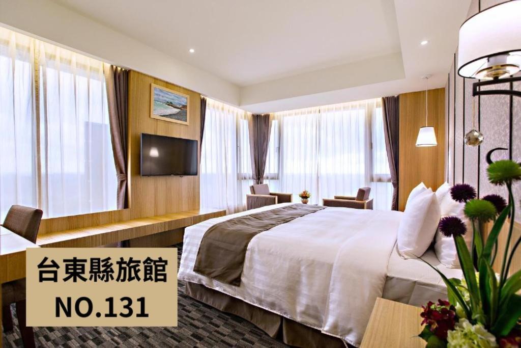 Kaishen Starlight Hotel T'ai-tung Exterior foto