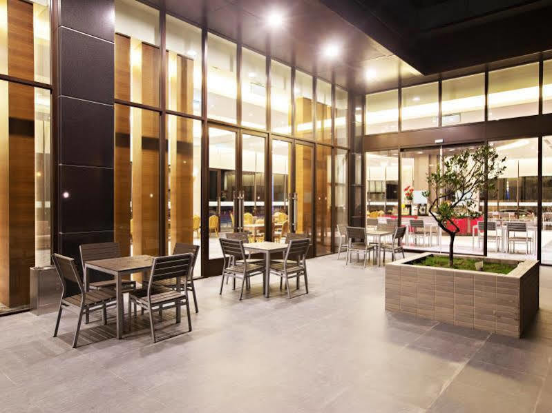 Kaishen Starlight Hotel T'ai-tung Exterior foto